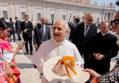 VIDEO | Papa León XIV canta "Cielito Lindo" en el Vaticano y emociona a fieles