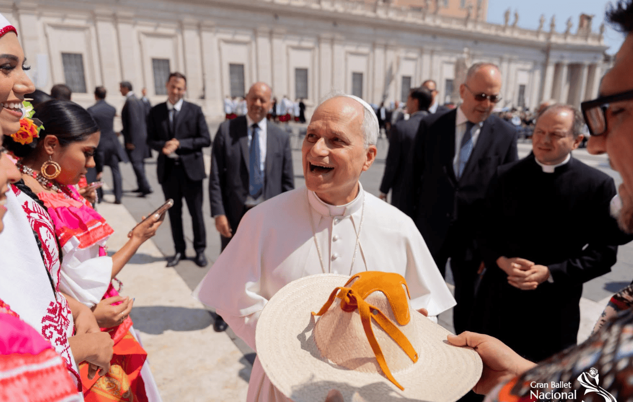 VIDEO | Papa León XIV canta Cielito Lindo en el Vaticano y emociona a fieles