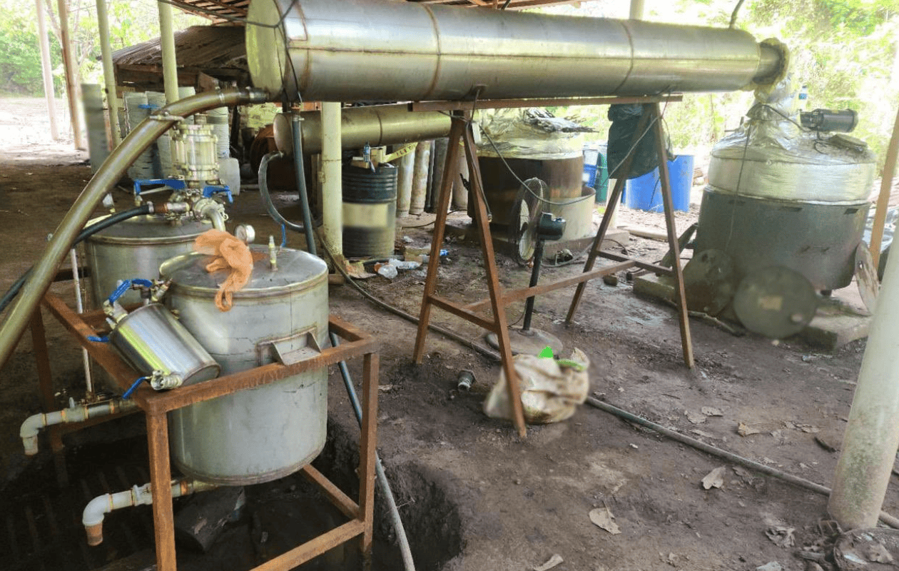 Desmantelan narcolaboratorio en Chiapas y aseguran más de 6 toneladas de metanfetamina