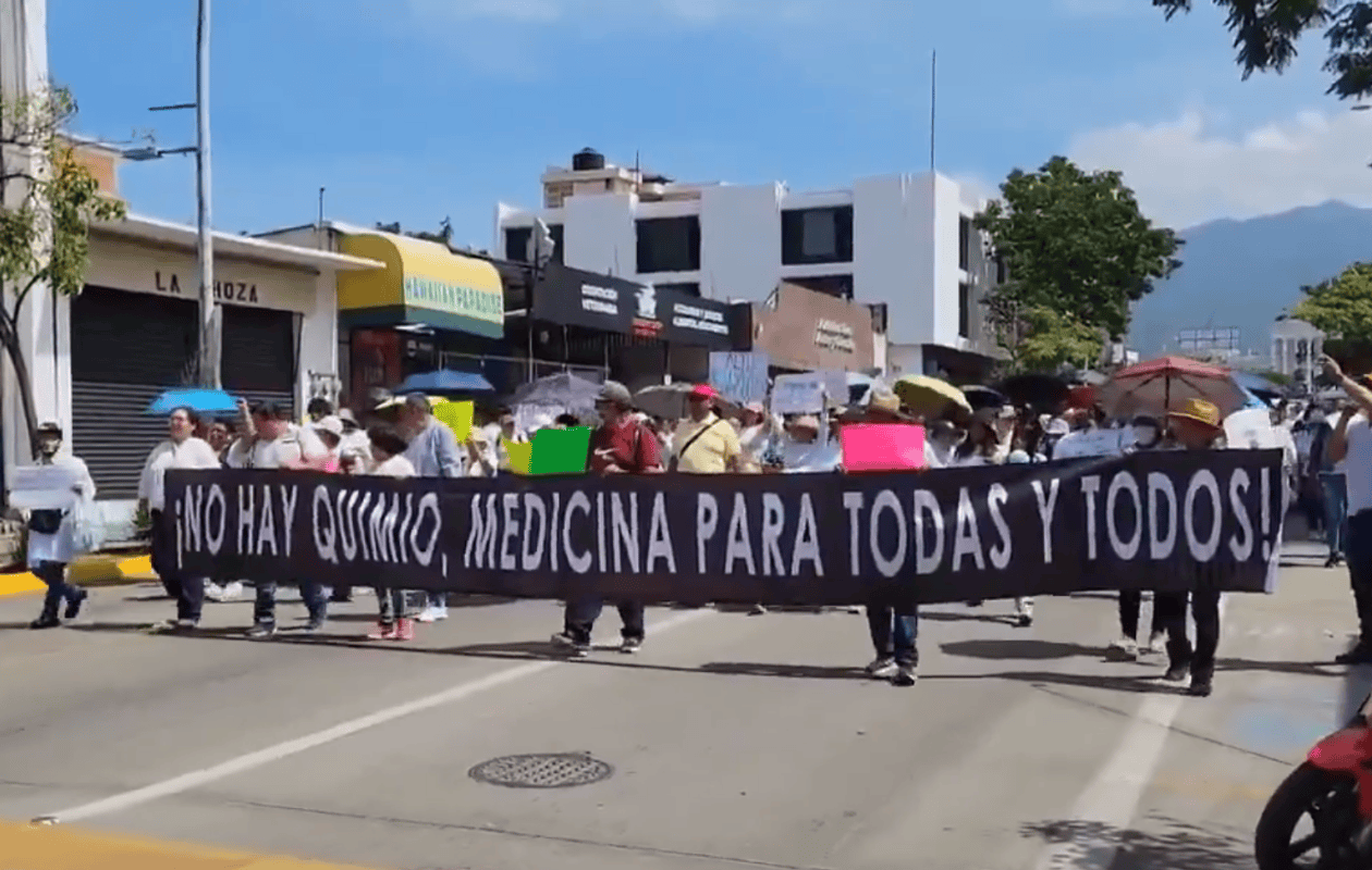 Marchan en México para exigir quimioterapias y medicamentos: mañana más movilizaciones