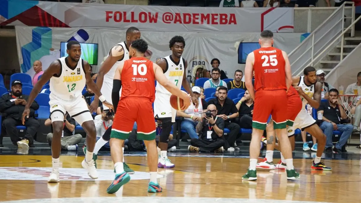 México termina invicto y avanza como líder