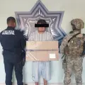 Detienen a hombre armado con machete en plaza comercial de Ciudad Obregón