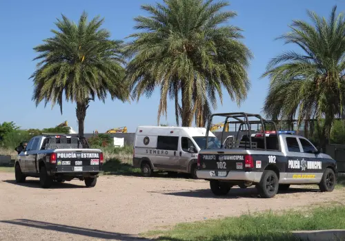 Hallan a hombre asesinado junto a un local de eventos en Ciudad Obregón