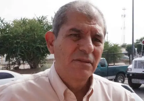 Atienden problemática de agua en pueblos yaquis: Vélez