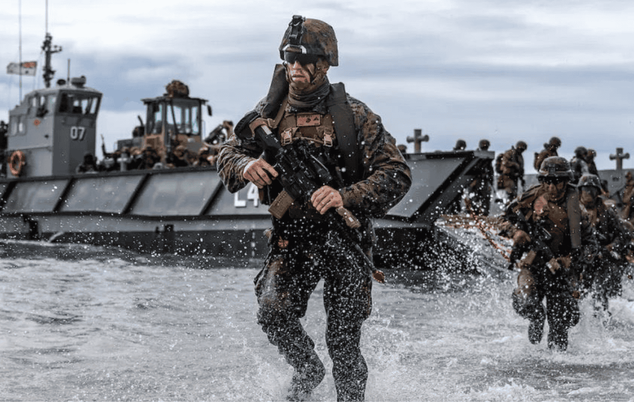 EE.UU. despliega más de 4 mil militares en el Mar Caribe para combatir cárteles de droga