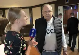 ¿Los Simpson lo volvieron a hacer? Canciller ruso luce símbolo soviético en encuentro con Trump
