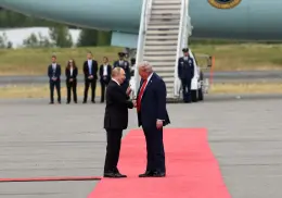 Trump y Putin se reúnen en Alaska en un histórico encuentro que podría definir la guerra en Ucrania
