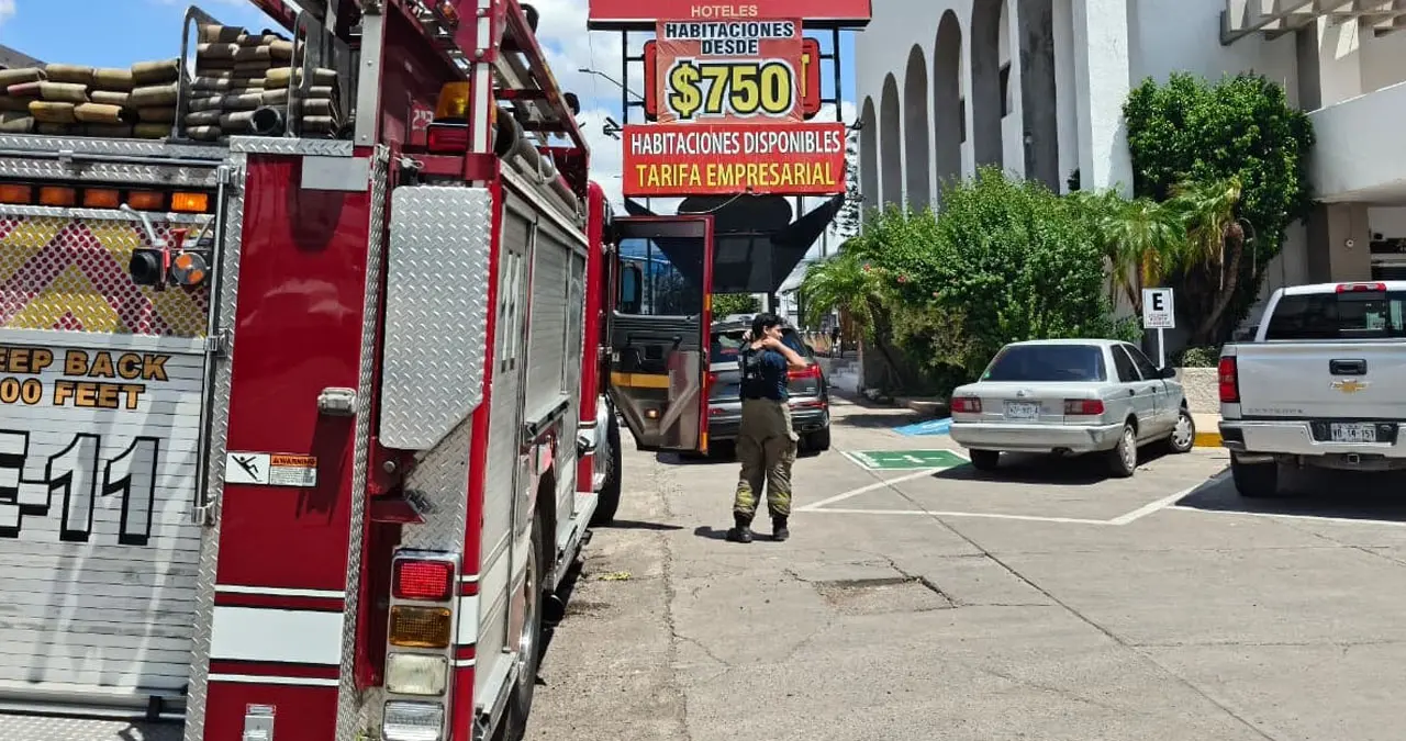 Se registra incendio en cuarto de hotel al norte de Ciudad Obregón
