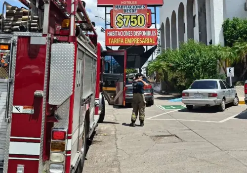 Se registra incendio en cuarto de hotel al norte de Ciudad Obregón