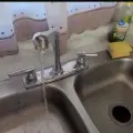 Agua de la llave con mal olor causa intriga en la Misión del Prado