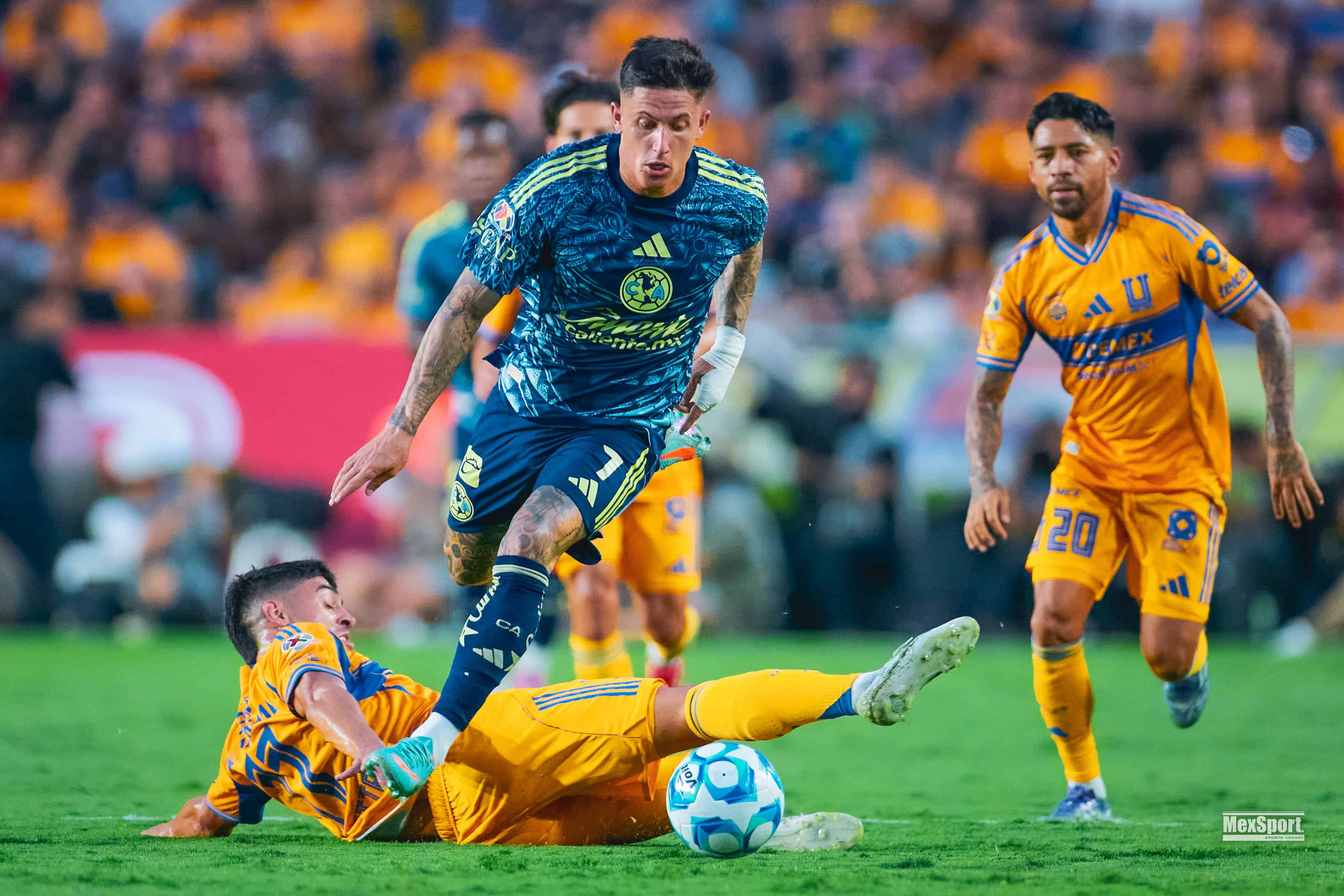 América rompe la racha de Tigres al vencerlo 3-1