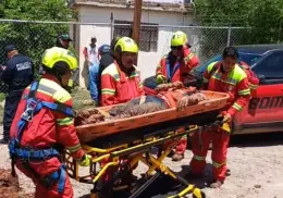Colapsa zanja y deja atrapado a trabajador del Oomapas en Navojoa