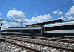 Descarrila vagón del Tren Maya en Izamal, Yucatán; sin lesionados y con turistas a bordo