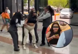 Surge "Lady Perfumes", la joven que intentó robar fragancias de lujo en una tienda departamental | VIDEO