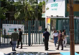 Buscan padrinos para estudiantes del Conalep Obregón