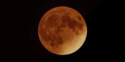 Eclipse Lunar total 2025: Todo lo que debes saber del fenómeno astronómico