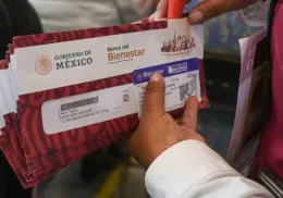 Pensión Bienestar: Estos son los pagos que restan en 2025 y el calendario de inscripciones