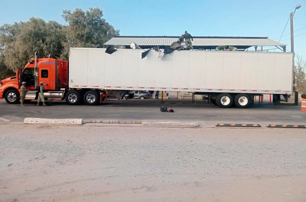 La caja acoplada al tráiler tenía modificaciones en el techo, donde iba oculta la droga