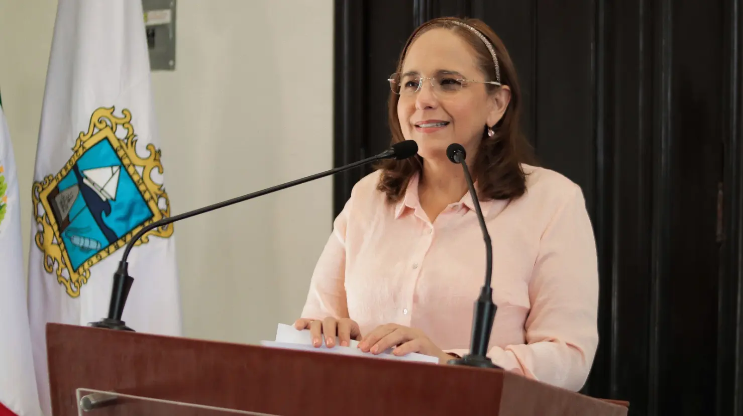 Alcaldesa del puerto, Karla Córdova González