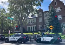 Tiroteo en escuela católica de Minnesota deja muertos y heridos durante misa