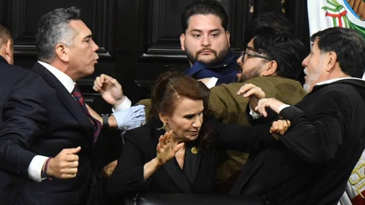 Fernández Noroña anuncia que denunciará a Alito Moreno y que buscará su desafuero