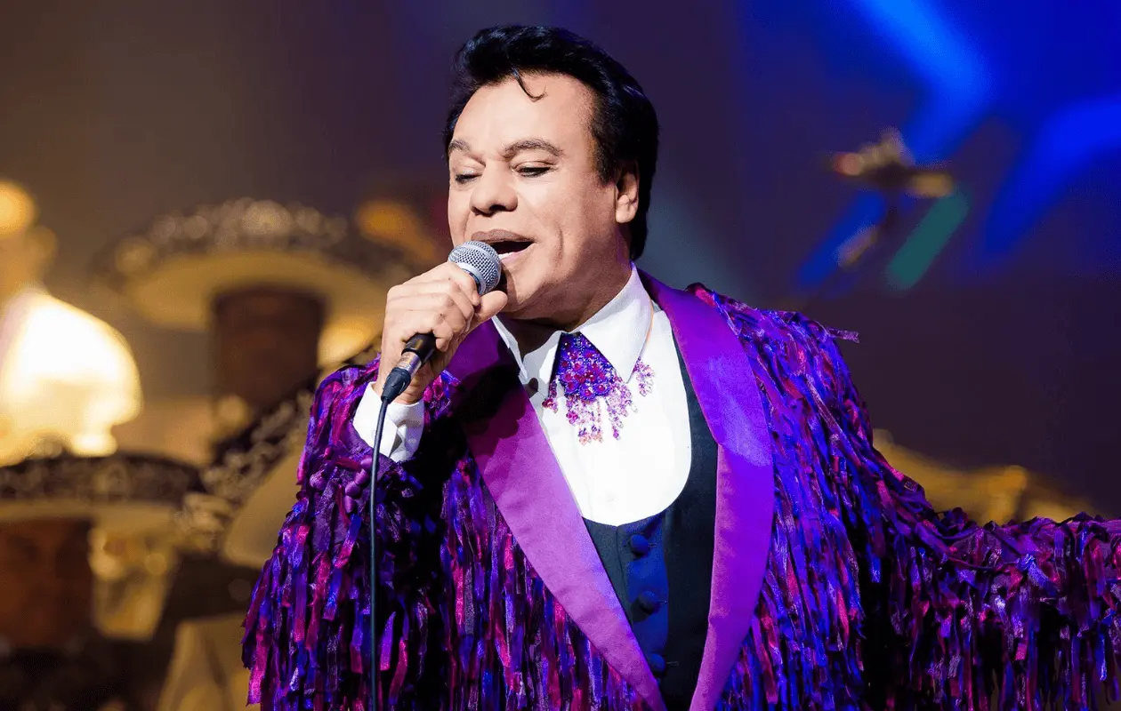 Las canciones de Juan Gabriel tenían la cualidad de poder transmitir distinto tipo de emociones por eso fue seguido por personas de varias generaciones.
