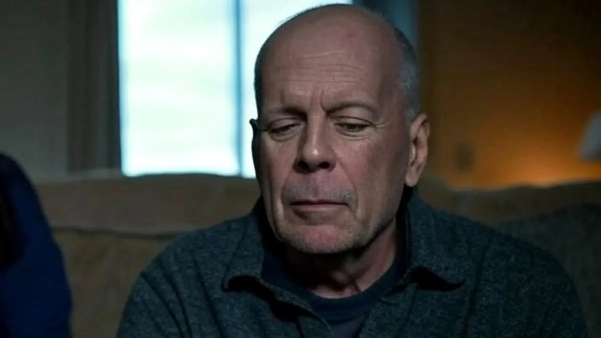 Bruce Willis es enviado a un asilo por su familia; pasará sus últimos días entre desconocidos
