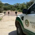 Inspeccionan condiciones de caminos en Álamos tras lluvias presentadas