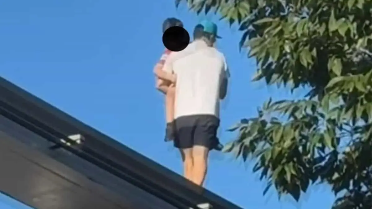 Héroe sin capa: hombre rescata a niño autista que se paseaba por la vía de un monorriel