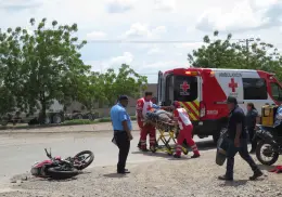 Motociclista termina en el hospital, tras chocar en el Parque Industrial de Ciudad Obregón