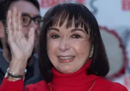 María Antonieta de las Nieves, "La Chilindrina", sufre fuerte caída en un cine. Así está su salud