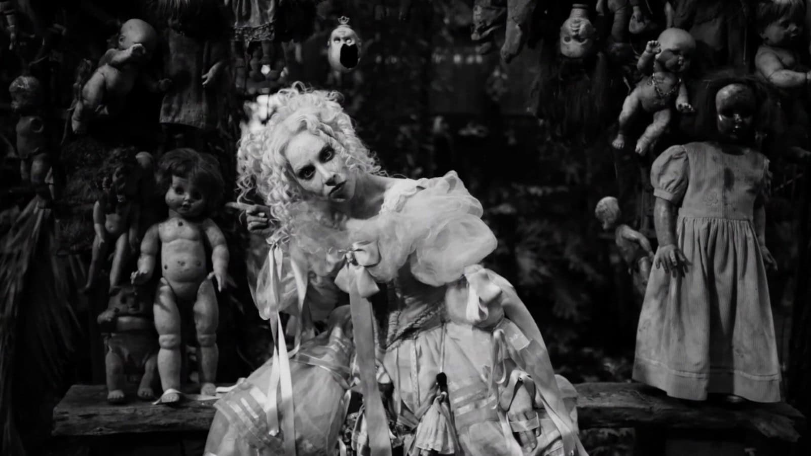 ¿A Lady Gaga le cayó una maldición? Fans desatan teorías y mitos tras su video en Xochimilco