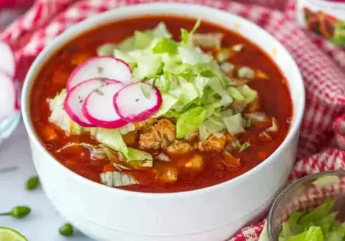 Fiestas patrias: Así puedes hacer pozole y disfrutar con tus seres queridos