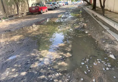 Hermosillo se queda con calles destrozadas y casas inundadas