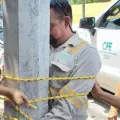 Vecinos de Dzemul, Yucatán, amarran a trabajador de la CFE tras 12 horas sin luz