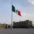 ¿Por qué se iza a toda asta la bandera hoy 5 de septiembre? Este 2025 se conmemora por primera vez