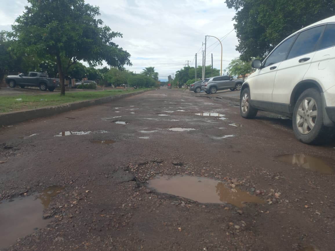 Lluvias evidencian mal estado de calles en Esperanza