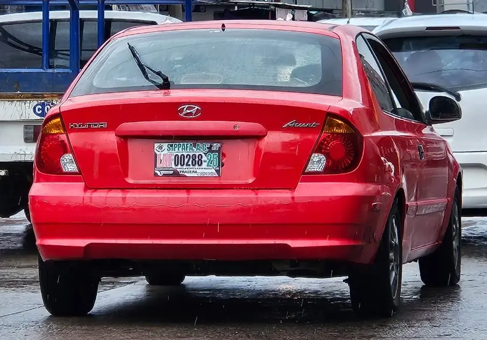 Inconformidad de propietarios de autos "chocolate"