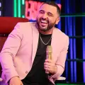 Mike Salazar, El Caballero de la Comedia llega con su show a Hermosillo