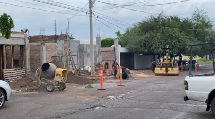 Se generan socavones por recientes lluvias en Cajeme