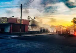 Se incendia comercio en Valle Dorado, al sur de Ciudad Obregón