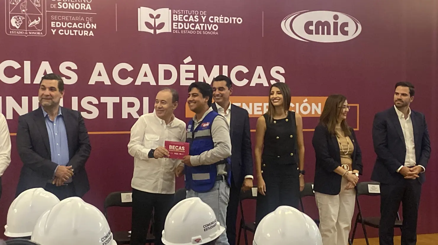 Las Estancias Académicas en la Industria, es un programa impulsado por la CMIC Sonora en colaboración con el gobierno del Estado para que los estudiantes próximos a egresar se incorporen al mundo laboral.