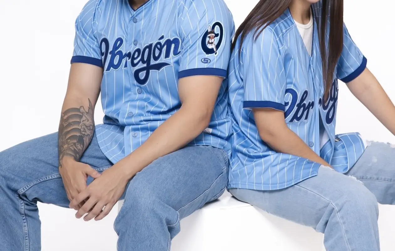Van cuatro y parece que serán seis los jerseys que se presenten previo al arranque de la temporada 2025-2026.