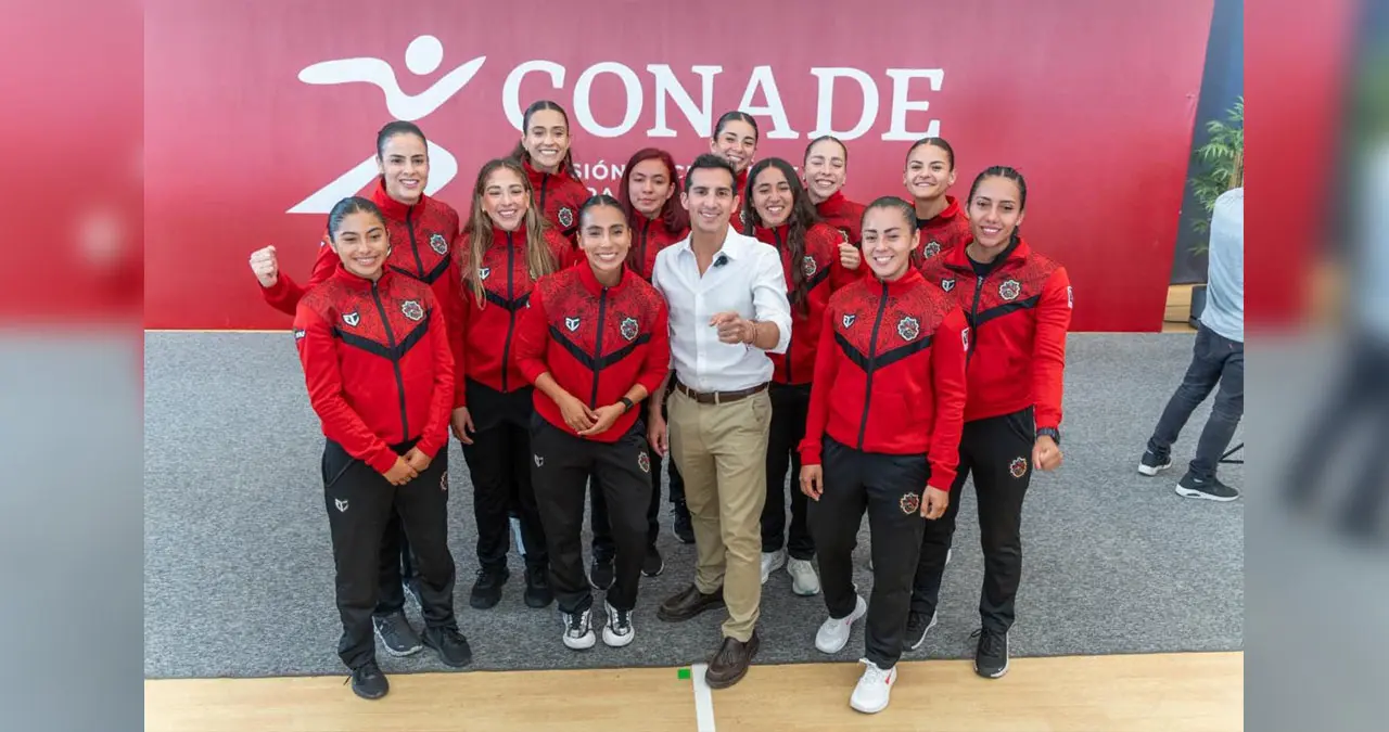 La jugadora sonorense de futbol americano bandera, Ana Consuelo Aguayo, buscará continuar con su exitosa trayectoria