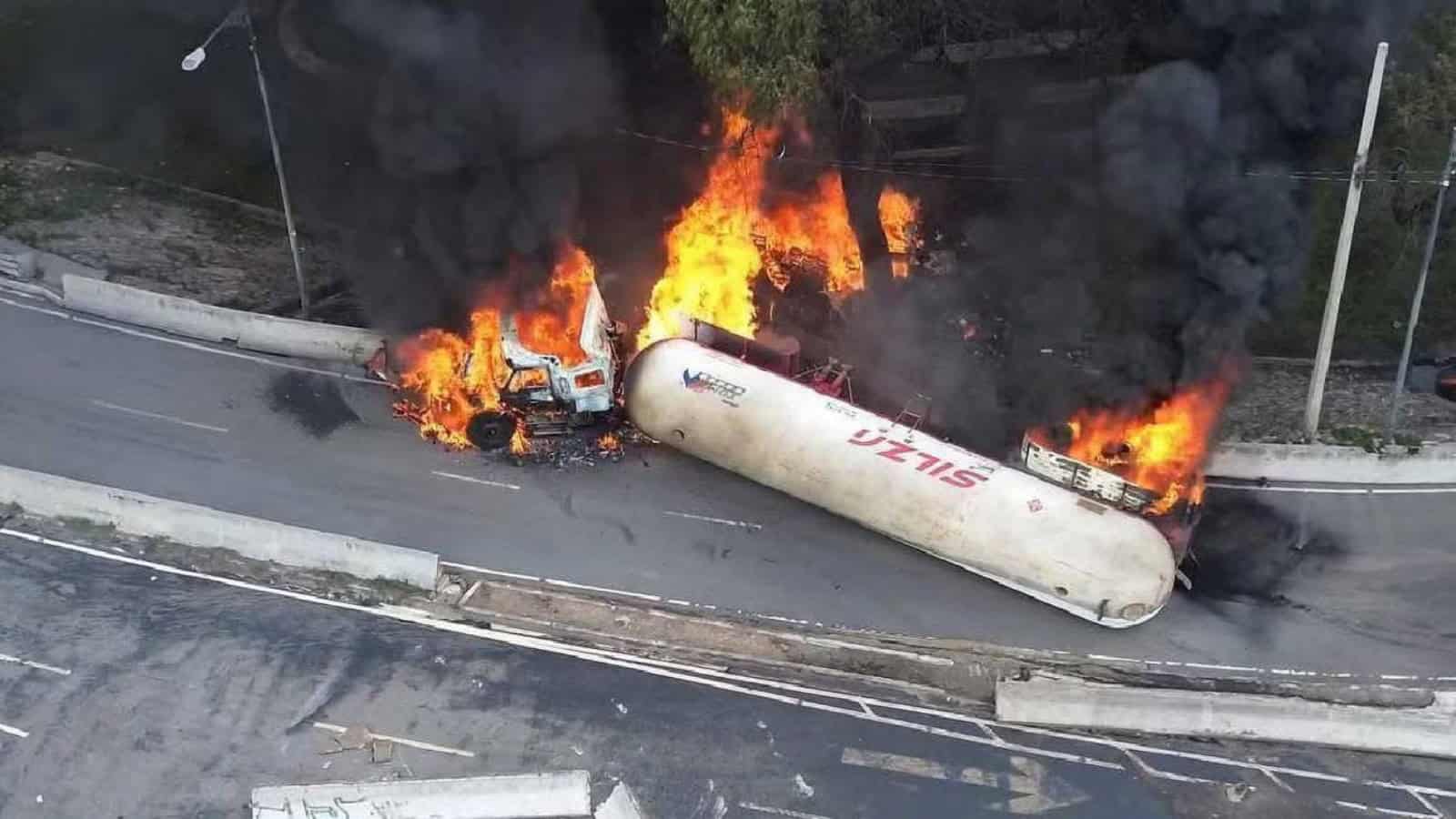 Empresa dueña de pipa que explotó en Iztapalapa asume responsabilidad legal del trágico accidente