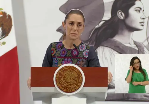 Sheinbaum lamenta tragedia por explosión de pipa de gas en Iztapalapa y asegura total apoyo a las víctimas