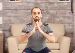 Cómo mantenerse en forma después de los 40 años sin ir al gimnasio: 5 ejercicios que puedes hacer en casa