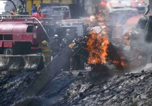 Gobierno de la CDMX actualiza cifras tras explosión de pipa de gas en Iztapalapa: suma 10 fallecidos y 54 hospitalizados
