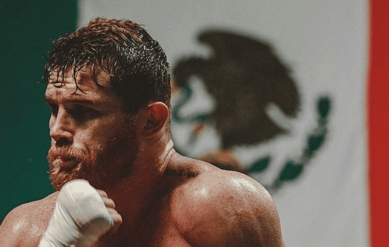 Canelo vs Crawford: Netflix elimina el Himno Nacional Mexicano de la pelea y desata polémica
