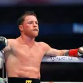 Canelo Álvarez pierde el título indiscutido del peso supermediano ante Terence Crawford